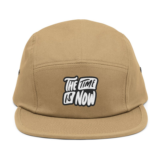 The Time is Now – 5-Panel Cap mit Stickerei