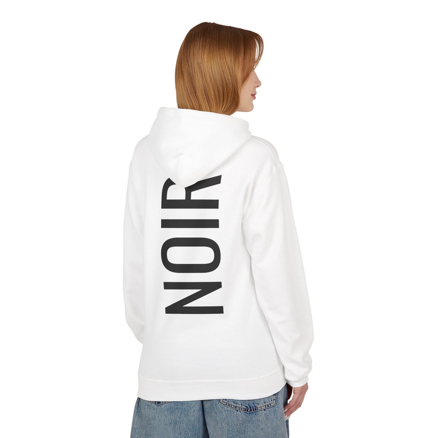 NOIR Hoodie Unisex (Rückenprint) – Nachhaltiger Midweight Fleece Kapuzenpullover mit Kängurutasche, Fair & OEKO-TEX zertifiziert