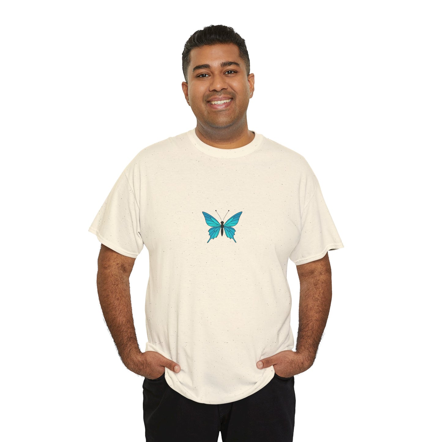 Blauer Schmetterling T-Shirt Unisex (Brustprint) – Farbintensives Butterfly Design | Natur-inspiriertes Shirt aus Baumwolle