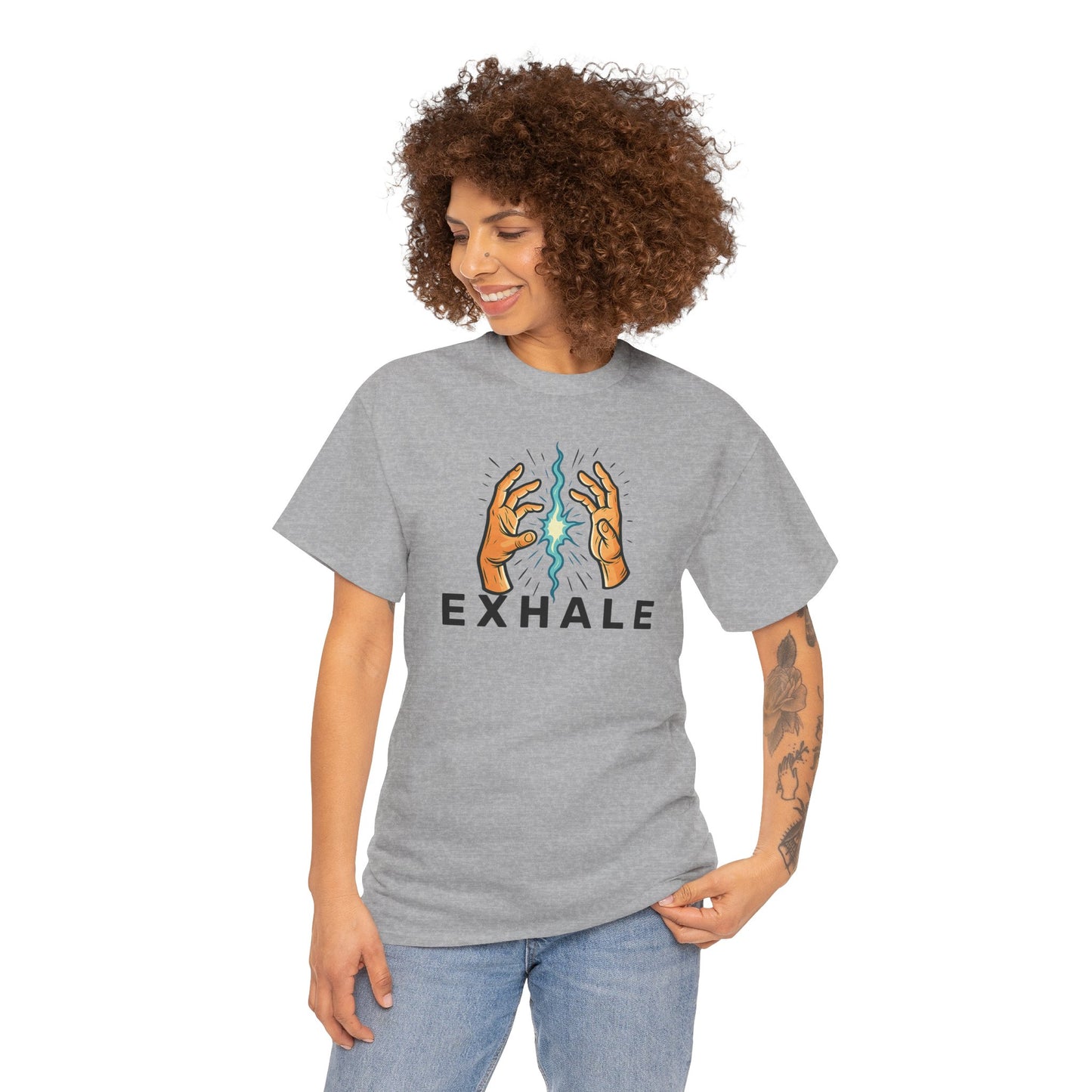 EXHALE T-Shirt (Brustprint) – Unisex Heavy Cotton Tee | Nachhaltige Streetwear mit Statement-Design