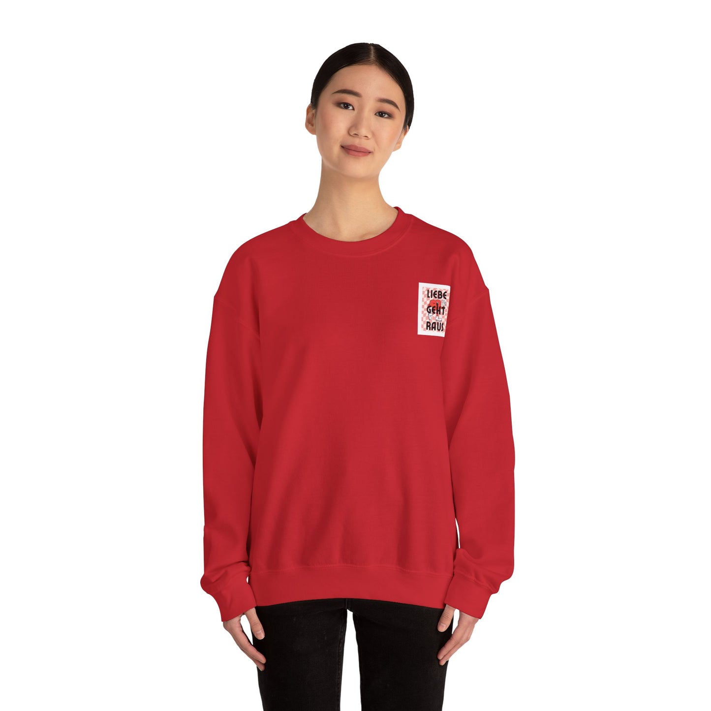 LIEBE GEHT RAUS - Unisex Sweatshirt mit Statement Liebe Geht Raus - Bequemer Pullover mit Herz-Motiv, Nachhaltig in Deutschland Gefertigt