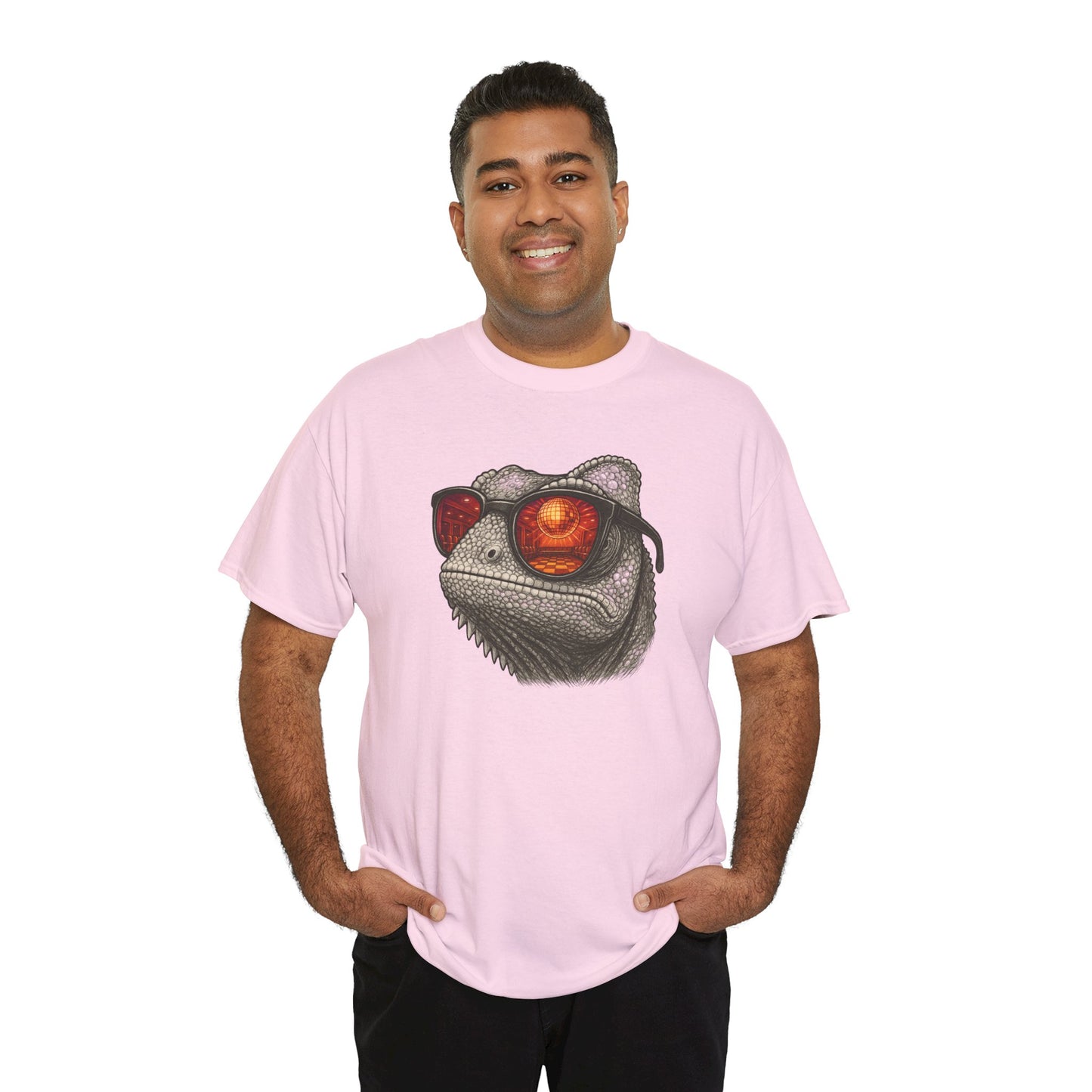 Chamäleon Disco T-Shirt (Brustprint) – Lustiges Tiermotiv mit Sonnenbrille | Retro Club Design für Tierfreunde & Festivalfans