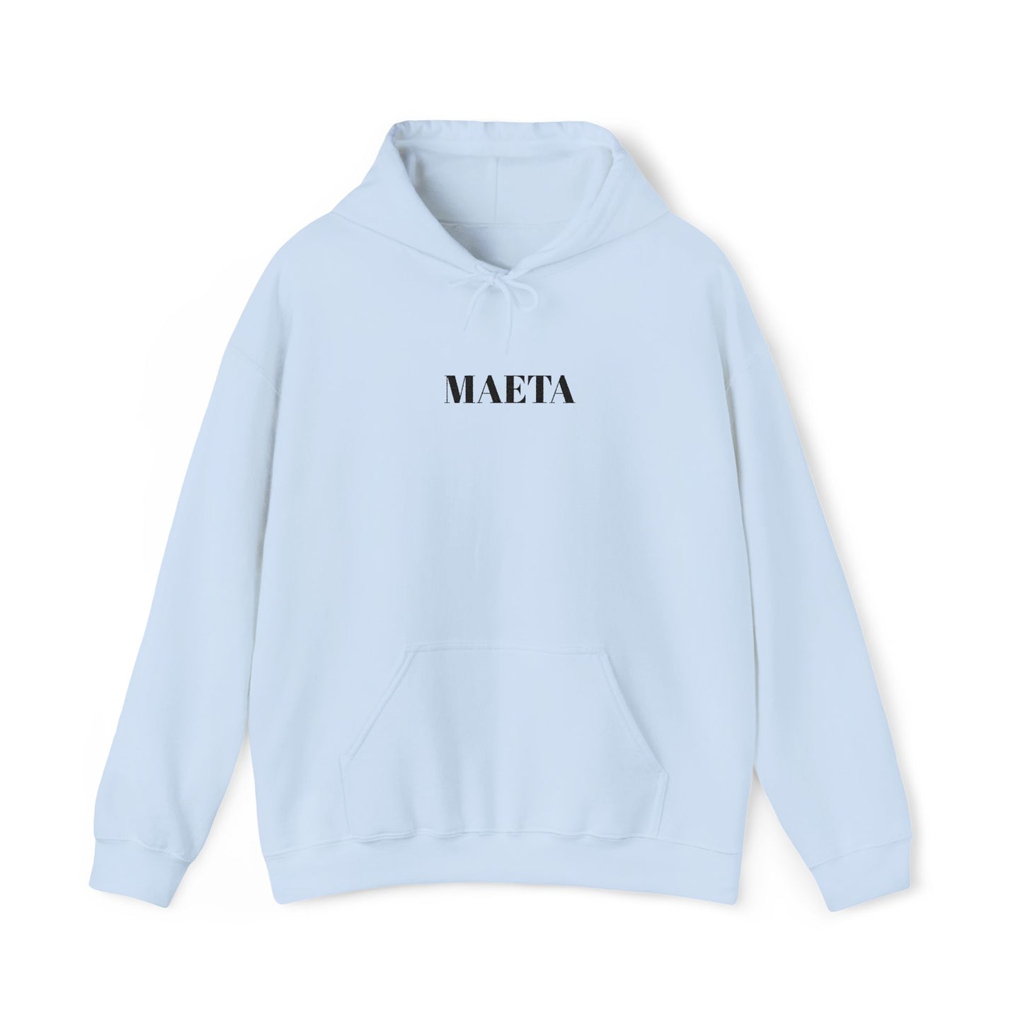 MAETA - Unisex Heavy Blend Hoodie mit großem Stickmotiv