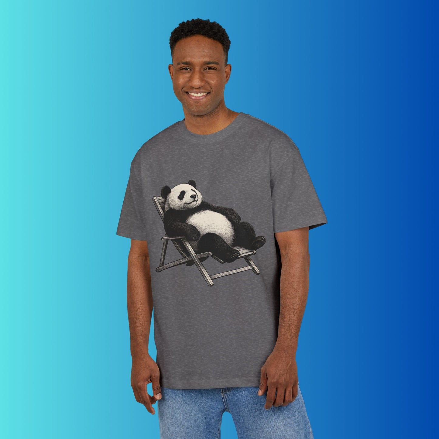 Chillender Panda (Brustprint) – Cooles Tiermotiv | Unisex Funshirt