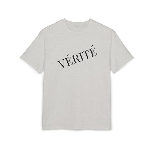 Stylisches T-Shirt mit Aufschrift ‘Vérité’ (Brustprint) – Minimalistisches Design für Modebewusste