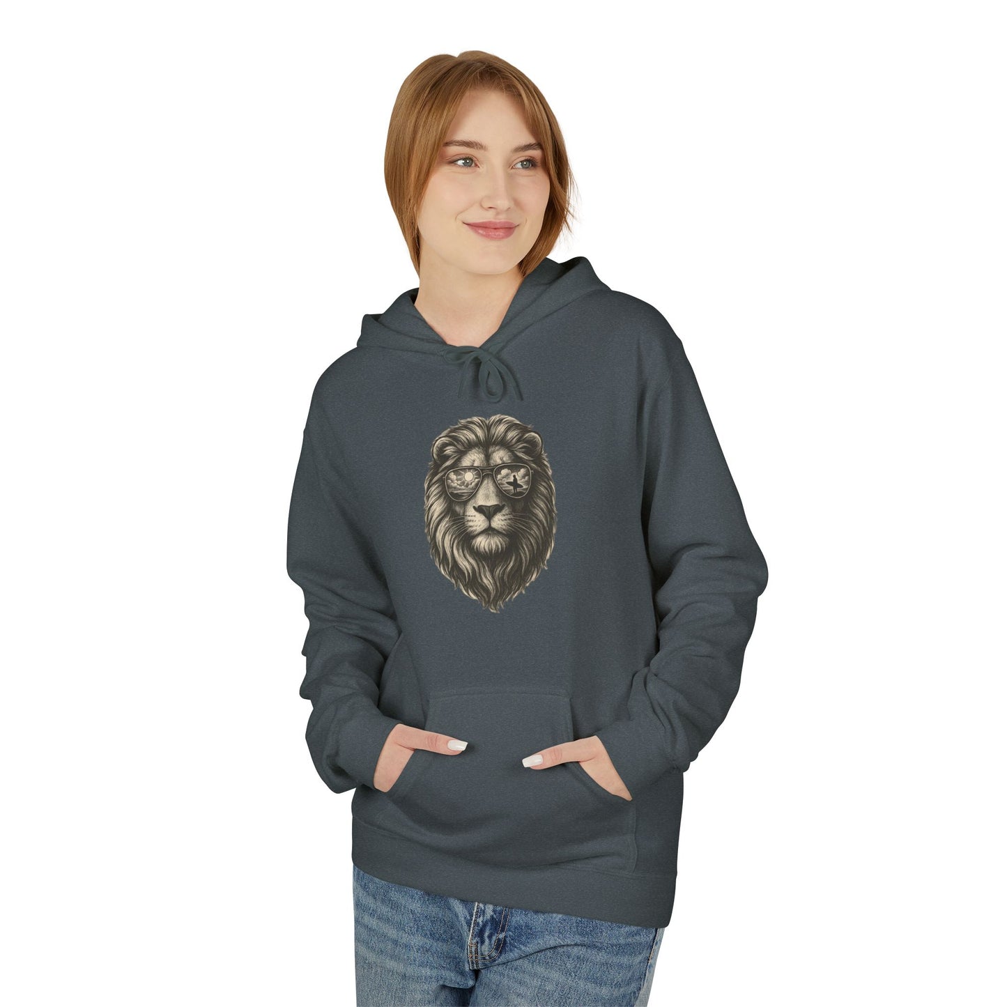 Löwe mit Sonnenbrille Hoodie (Brustprint) – Stylischer Unisex Kapuzenpullover mit Löwenmotiv für Tierfreunde & Streetwear-Fans