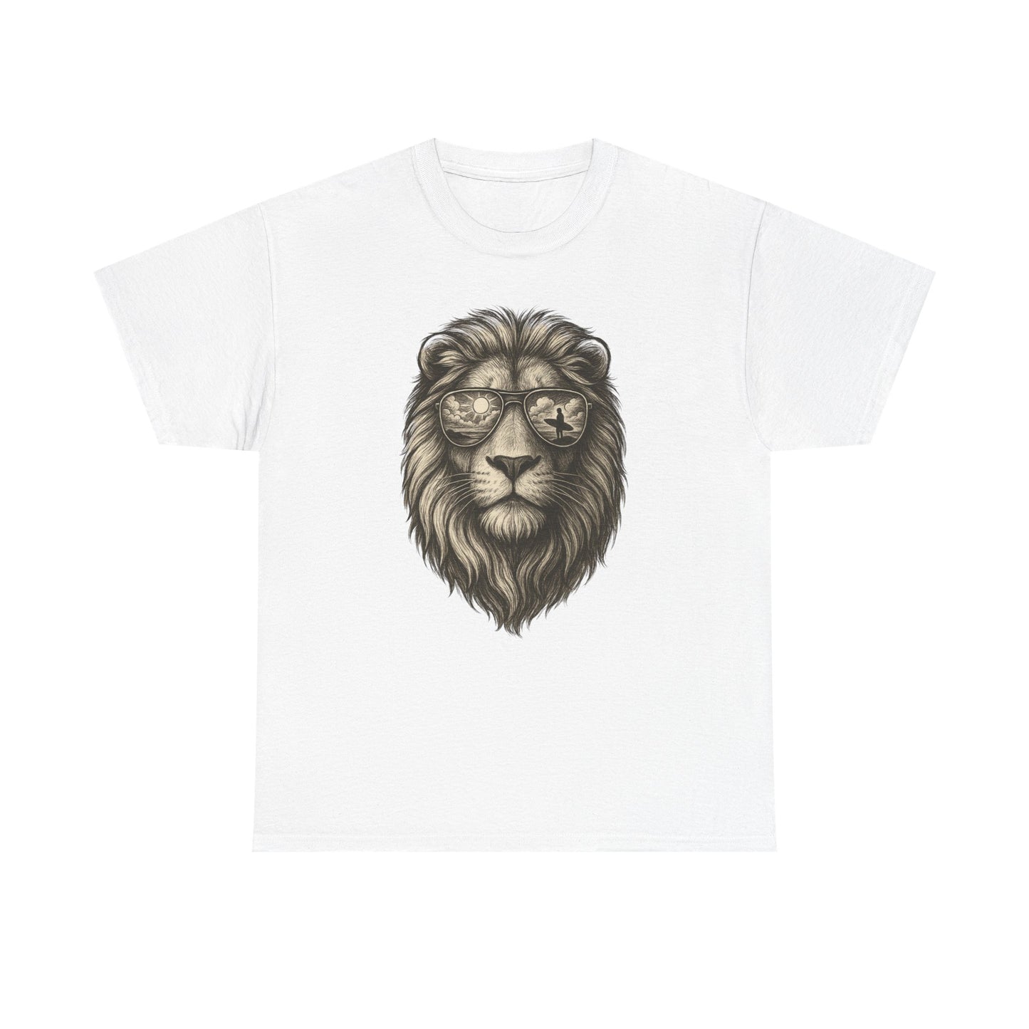 Surfer-Löwe T-Shirt (Brustprint) – Retro Sonnenbrillen Motiv | Cooles Sommer Design für Strandfans & Abenteurer