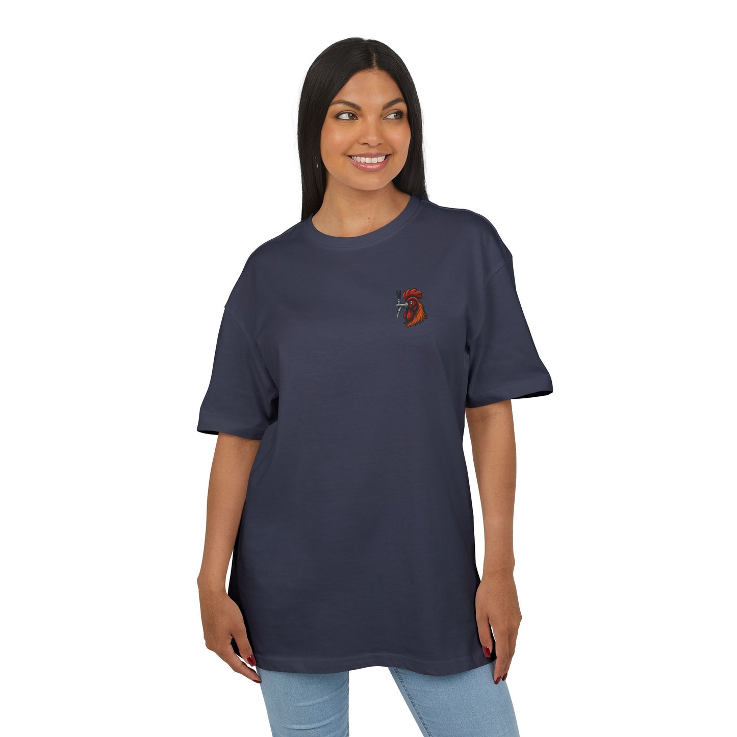 Bierhahn T-Shirt (Brustprint) – Lustiges Hahn mit Zapfhahn Motiv für Bierliebhaber & Grillfans – Unisex Funshirt