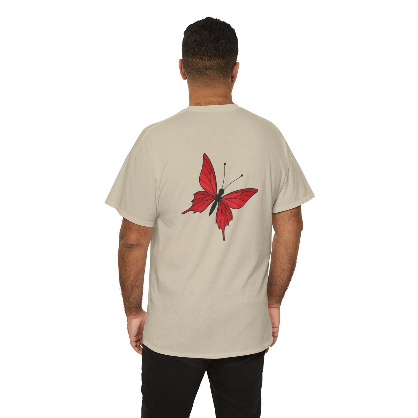 Roter Schmetterling T-Shirt Unisex – Ausdrucksstarkes Butterfly Design | Natur-inspiriertes Baumwollshirt für Damen & Herren