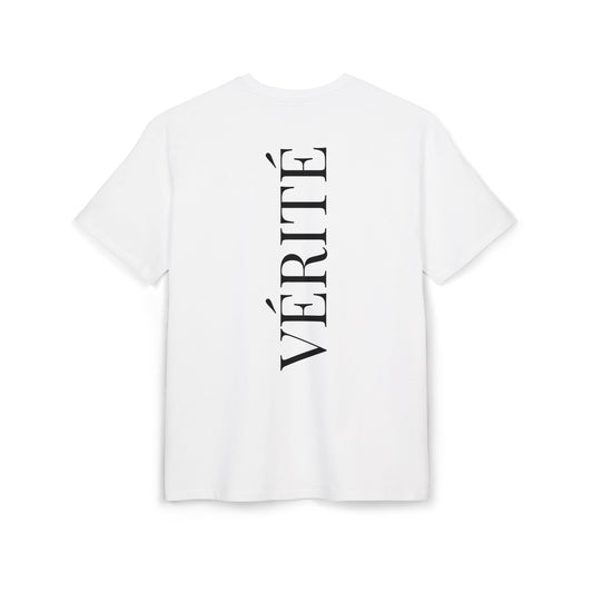 Stylisches T-Shirt mit Aufschrift ‘Vérité’ (Rückenprint) – Minimalistisches Design für Modebewusste