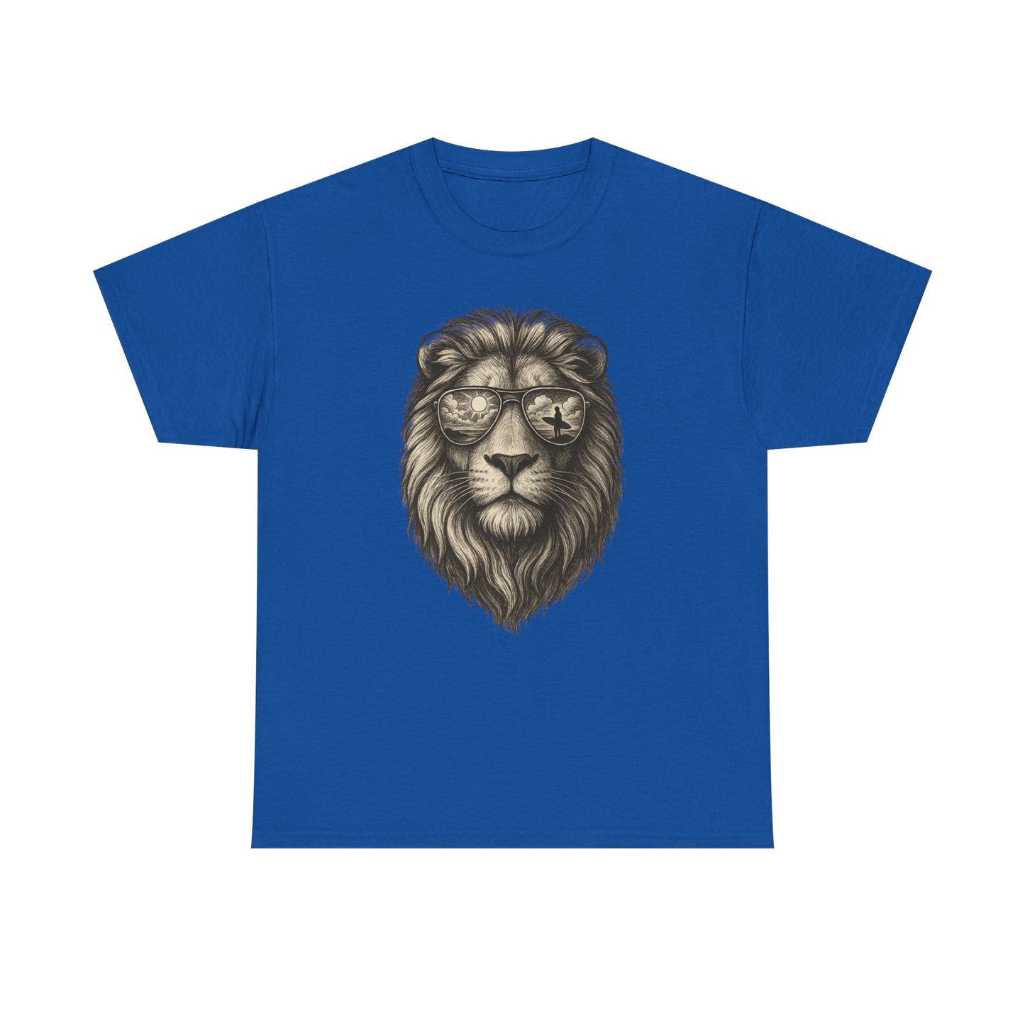 Surfer-Löwe T-Shirt (Brustprint) – Retro Sonnenbrillen Motiv | Cooles Sommer Design für Strandfans & Abenteurer