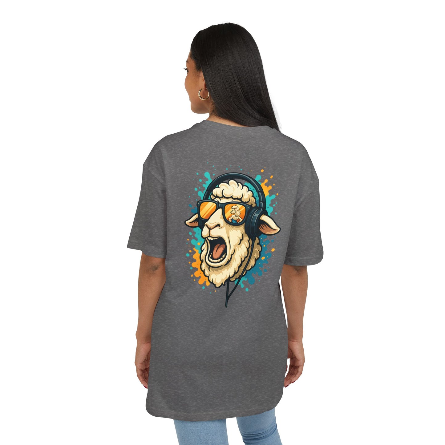 Lustiges Schaf T-Shirt (Rückenprint) – Cooles Cartoon-Motiv mit Kopfhörer & Sonnenbrille – Unisex Shirt für Musikfans & Tierliebhaber