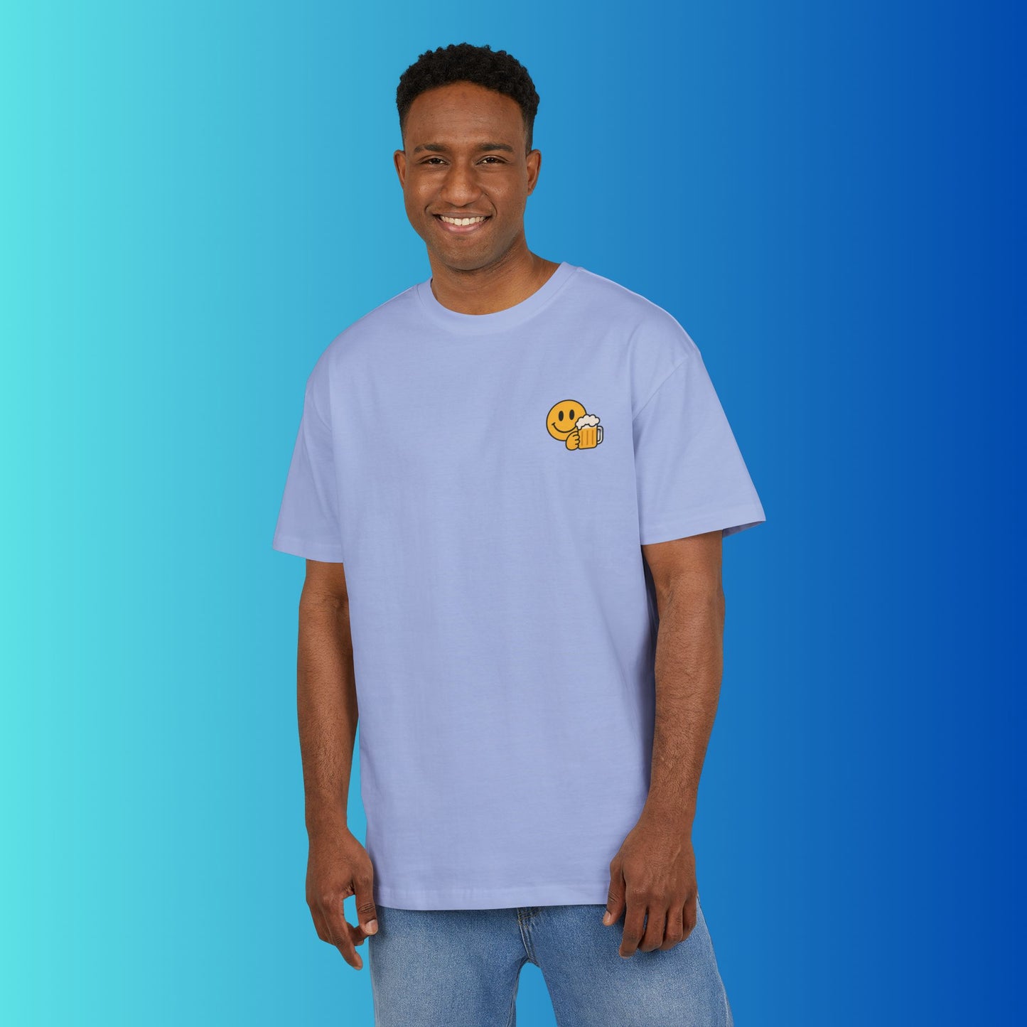 Smiley mit Bier (Brustprint) – Lustiges Party T-Shirt für Bierliebhaber | Unisex Funshirt