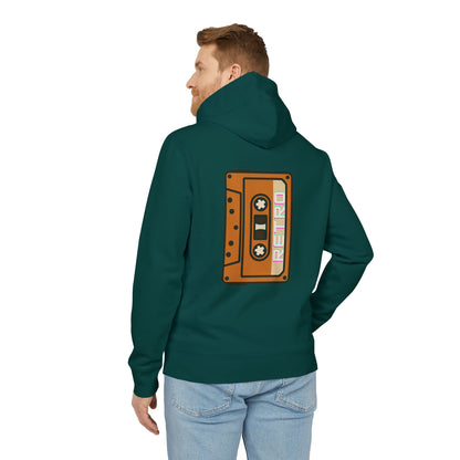 Retro Tape Hoodie (Rückenprint) – Stylischer Unisex Kapuzenpullover mit Kassettenmotiv & Schriftzug „Retro“ auf dem Rücken | Nostalgische Streetwear für Musikfans
