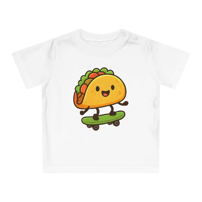 Baby T-Shirt „Taco Skater“ – Lustiges Taco-Motiv auf Skateboard, Bio-Baumwolle, nachhaltige Babybekleidung für kleine Trendsetter