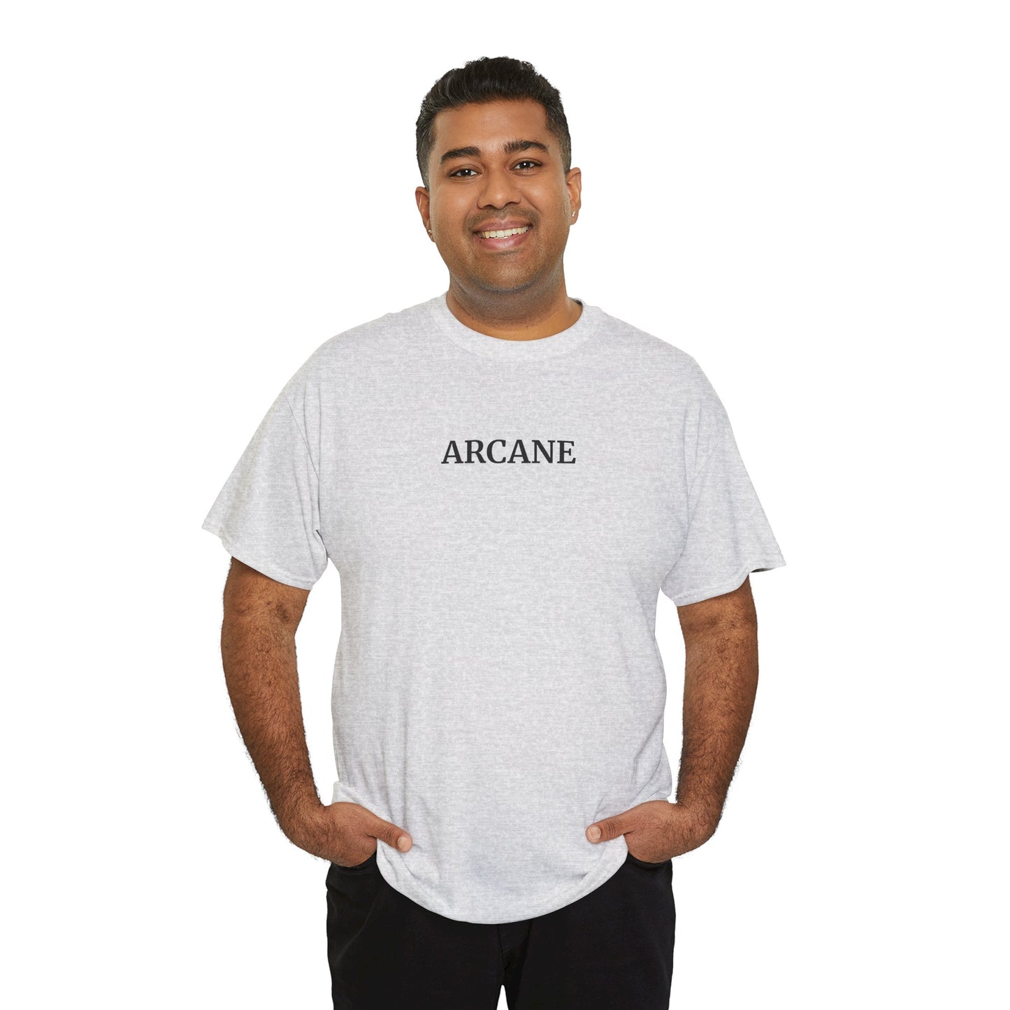 ARCANE T-Shirt (Brustprint) – Unisex Heavy Cotton Tee | Nachhaltige Streetwear aus 100% Baumwolle