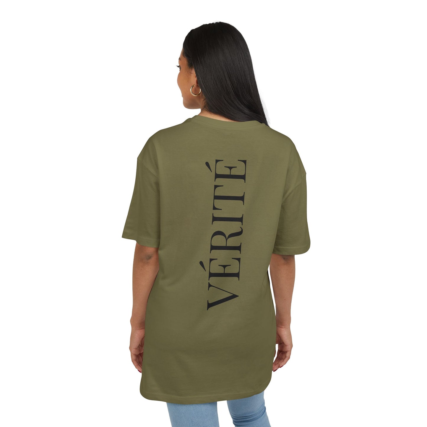 Stylisches T-Shirt mit Aufschrift ‘Vérité’ (Rückenprint) – Minimalistisches Design für Modebewusste