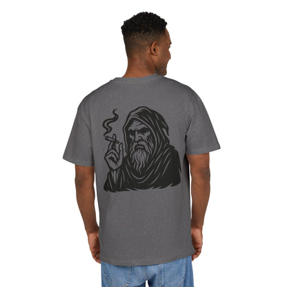 Mystic Wizard T-Shirt (Rückenprint)– Dunkler Magier mit Zigarre Motiv – Gothic Streetwear für Männer & Frauen