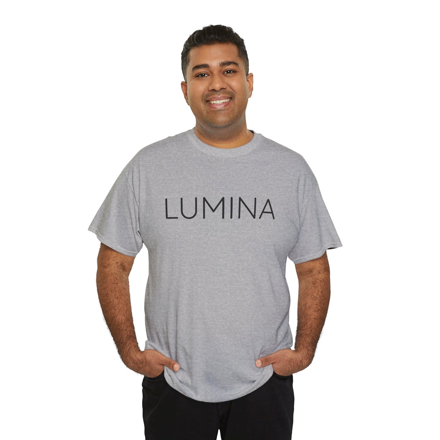 LUMINA T-Shirt Unisex (Brustprint) – Nachhaltiges Heavy Cotton Tee aus 100% Baumwolle, Streetwear Basic & Geschenkidee