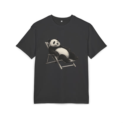 Chillender Panda (Brustprint) – Cooles Tiermotiv | Unisex Funshirt