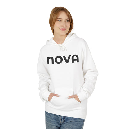 NOVA Hoodie Unisex (Brustprint) – Nachhaltiger Streetwear Kapuzenpullover aus Fleece mit Kängurutasche, Fair & OEKO-TEX zertifiziert