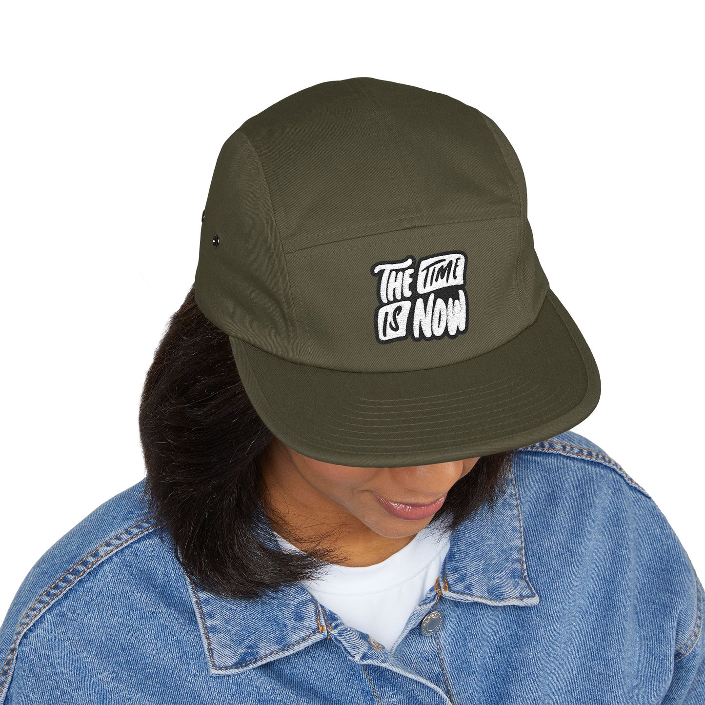 The Time is Now – 5-Panel Cap mit Stickerei