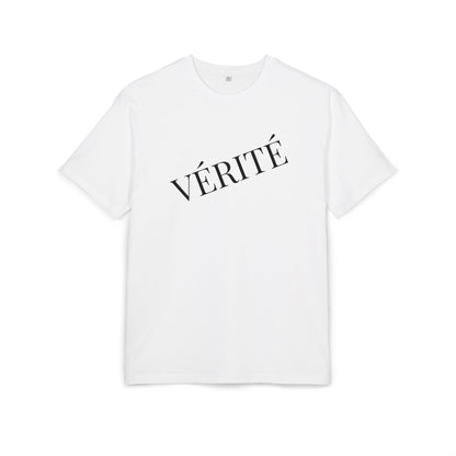 Stylisches T-Shirt mit Aufschrift ‘Vérité’ (Brustprint) – Minimalistisches Design für Modebewusste
