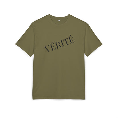 Stylisches T-Shirt mit Aufschrift ‘Vérité’ (Brustprint) – Minimalistisches Design für Modebewusste