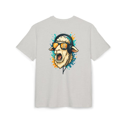 Lustiges Schaf T-Shirt (Rückenprint) – Cooles Cartoon-Motiv mit Kopfhörer & Sonnenbrille – Unisex Shirt für Musikfans & Tierliebhaber