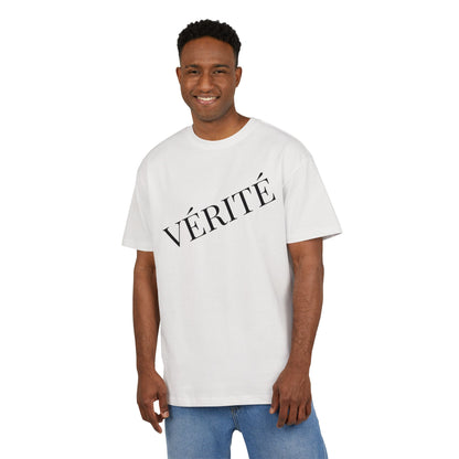 Stylisches T-Shirt mit Aufschrift ‘Vérité’ (Brustprint) – Minimalistisches Design für Modebewusste