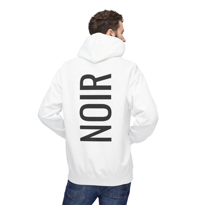 NOIR Hoodie Unisex (Rückenprint) – Nachhaltiger Midweight Fleece Kapuzenpullover mit Kängurutasche, Fair & OEKO-TEX zertifiziert