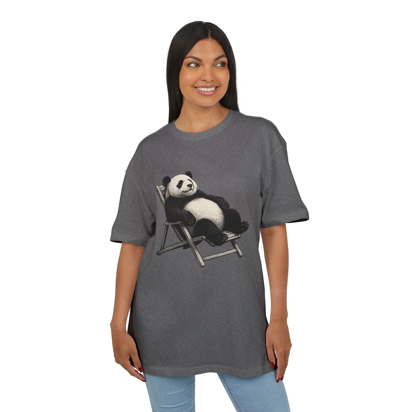Chillender Panda (Brustprint) – Cooles Tiermotiv | Unisex Funshirt