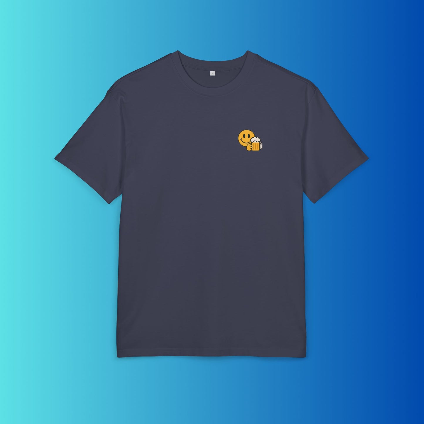 Smiley mit Bier (Brustprint) – Lustiges Party T-Shirt für Bierliebhaber | Unisex Funshirt