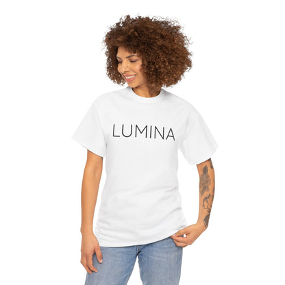 LUMINA T-Shirt Unisex (Brustprint) – Nachhaltiges Heavy Cotton Tee aus 100% Baumwolle, Streetwear Basic & Geschenkidee