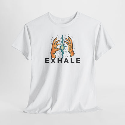 EXHALE T-Shirt (Brustprint) – Unisex Heavy Cotton Tee | Nachhaltige Streetwear mit Statement-Design