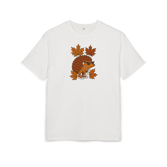 Herbst Igel T-Shirt (Brustprint) – Lustiges Cartoon Design mit Sonnenbrille, Kopfhörern & Ahornblättern