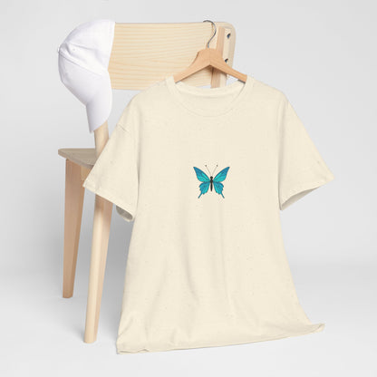 Blauer Schmetterling T-Shirt Unisex (Brustprint) – Farbintensives Butterfly Design | Natur-inspiriertes Shirt aus Baumwolle