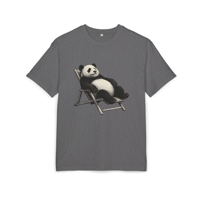 Chillender Panda (Brustprint) – Cooles Tiermotiv | Unisex Funshirt