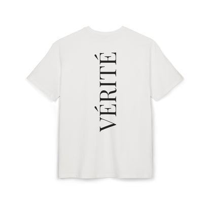 Stylisches T-Shirt mit Aufschrift ‘Vérité’ (Rückenprint) – Minimalistisches Design für Modebewusste