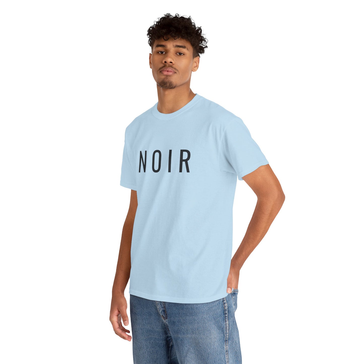 NOIR T-Shirt Unisex (Brustprint) – Nachhaltiges Heavy Cotton Tee aus 100% Baumwolle, Minimalistische Streetwear & Geschenkidee