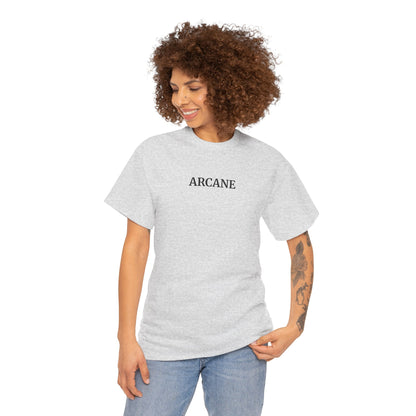 ARCANE T-Shirt (Brustprint) – Unisex Heavy Cotton Tee | Nachhaltige Streetwear aus 100% Baumwolle