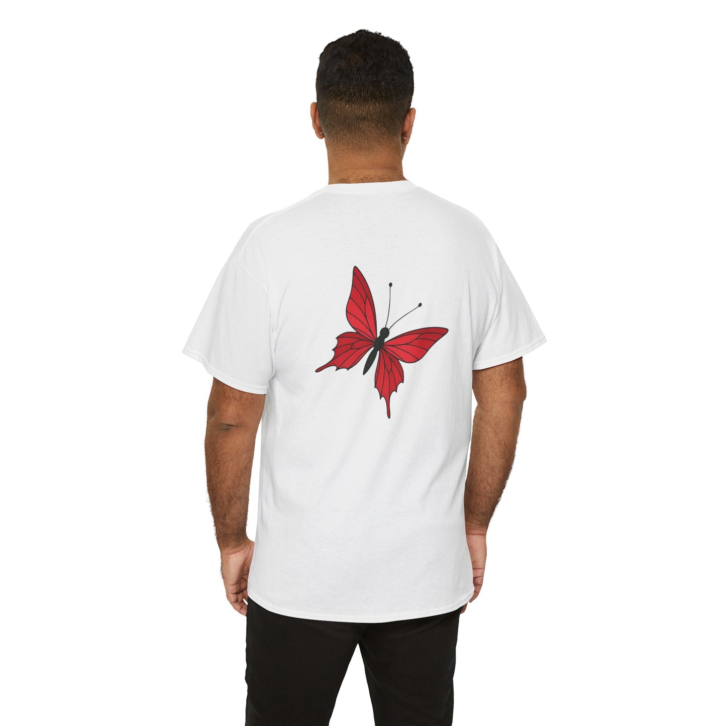 Roter Schmetterling T-Shirt Unisex – Ausdrucksstarkes Butterfly Design | Natur-inspiriertes Baumwollshirt für Damen & Herren