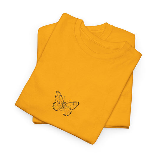 Schmetterling T-Shirt (Brustprint) – Stylisches Linienkunst-Design | Natur & Freiheit | Unisex Baumwolle