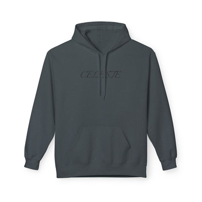 CÉLESTE Hoodie (Brustprint) – Unisex Midweight Softstyle Fleece | Nachhaltige Streetwear mit Komfort & Stil