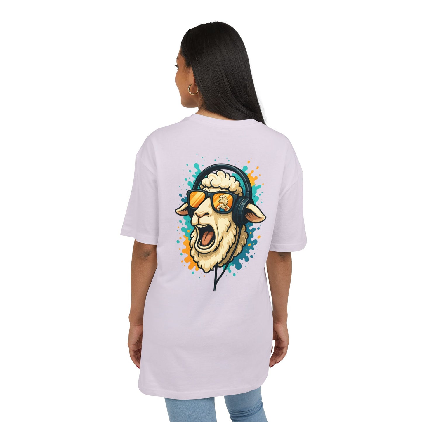 Lustiges Schaf T-Shirt (Rückenprint) – Cooles Cartoon-Motiv mit Kopfhörer & Sonnenbrille – Unisex Shirt für Musikfans & Tierliebhaber