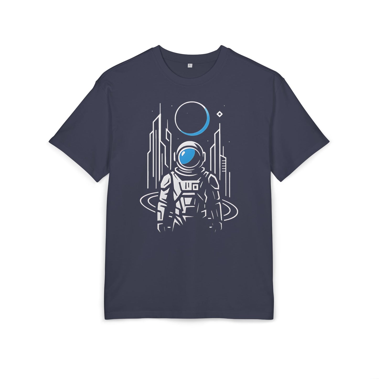 Futuristisches Astronauten T-Shirt (Brustprint) – Space Design mit Sci-Fi Skyline & Planet – Spacewear für Weltraum-Fans