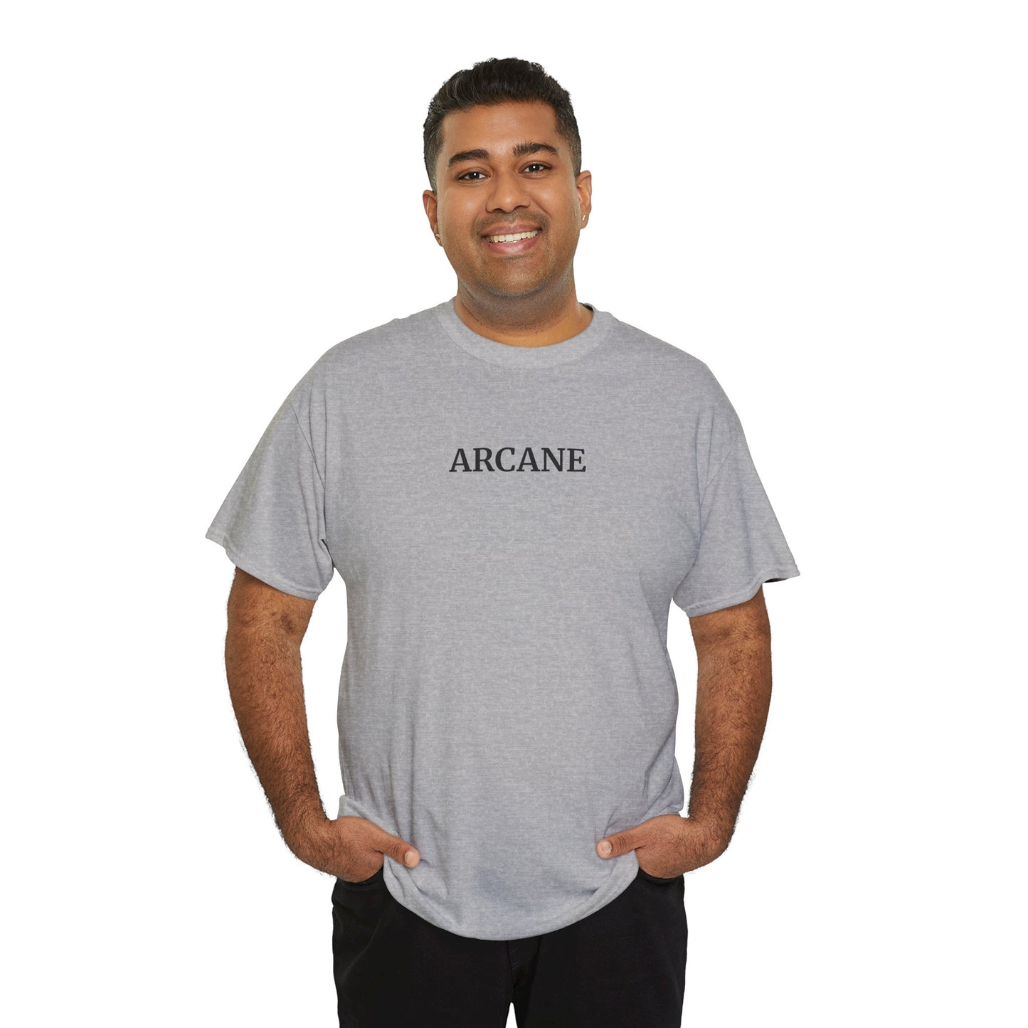 ARCANE T-Shirt (Brustprint) – Unisex Heavy Cotton Tee | Nachhaltige Streetwear aus 100% Baumwolle