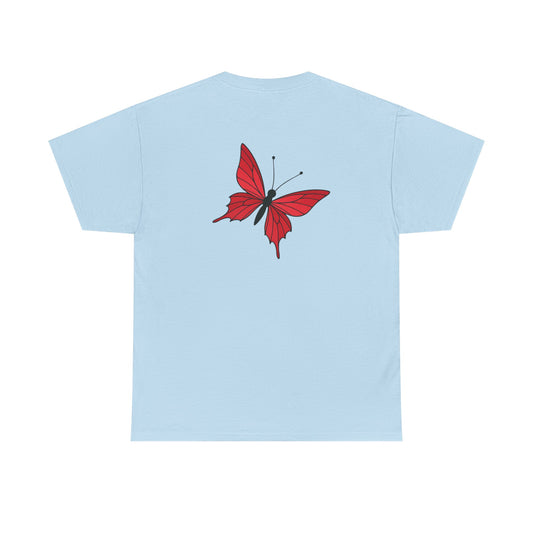 Roter Schmetterling T-Shirt Unisex – Ausdrucksstarkes Butterfly Design | Natur-inspiriertes Baumwollshirt für Damen & Herren