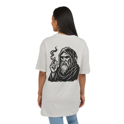Mystic Wizard T-Shirt (Rückenprint)– Dunkler Magier mit Zigarre Motiv – Gothic Streetwear für Männer & Frauen