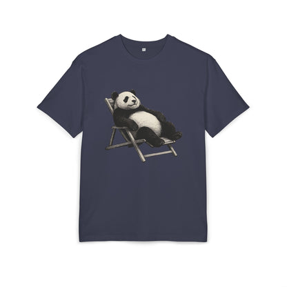 Chillender Panda (Brustprint) – Cooles Tiermotiv | Unisex Funshirt